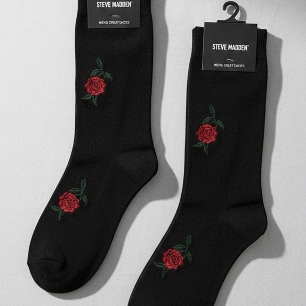 Steve Madden Men's Crew Socks 2-Pair Black with Rose 6-12.5 NWT